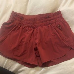 Lululemon Hotty Hot short 4 inch maroon worn twice
